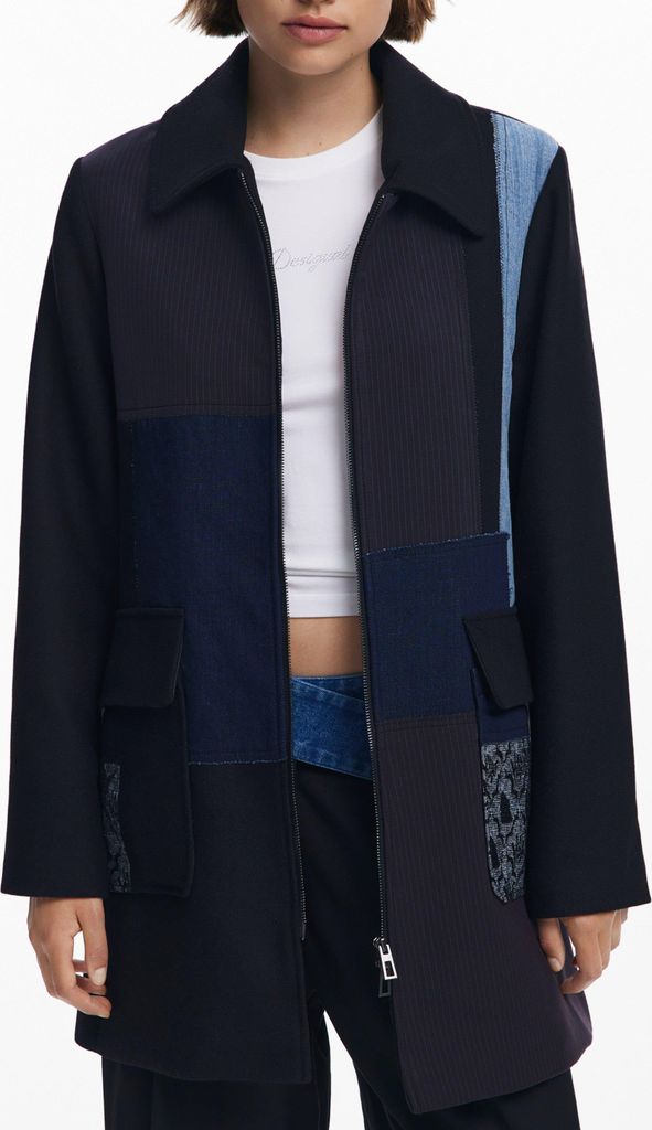 Stylische Damenjacke Schwarz mit Taschen und Kontrastdetails