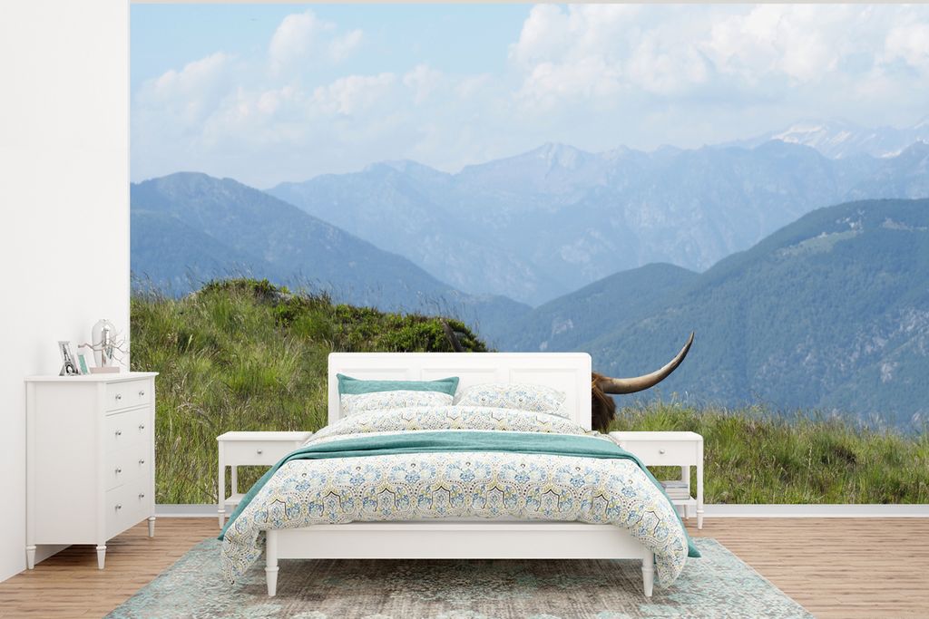 MuchoWow Fototapete für Wohnzimmer oder Schlafzimmer Wandtapete Vinyl Motivtapete Schottische Highlander - Landschaft - Berge - 375x280 cm - Sch...