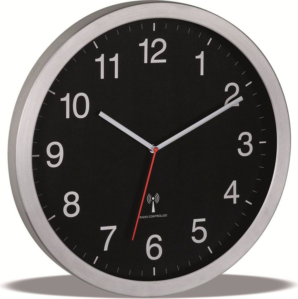 TFA Dostmann Wanduhr XL, analoge Funk Uhr, gut