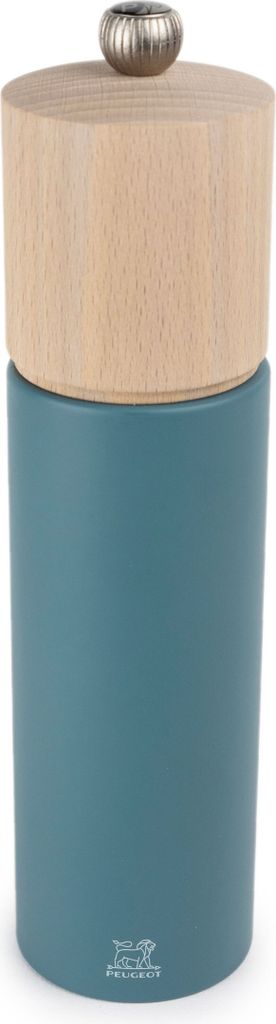 A close-up studio shot of a pepper mill.