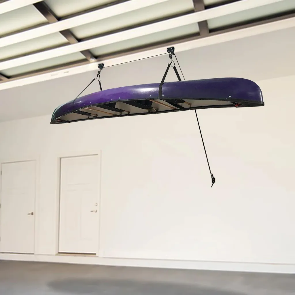 Rangement garage pour kayak et vélo au plafond - Solution gain de place