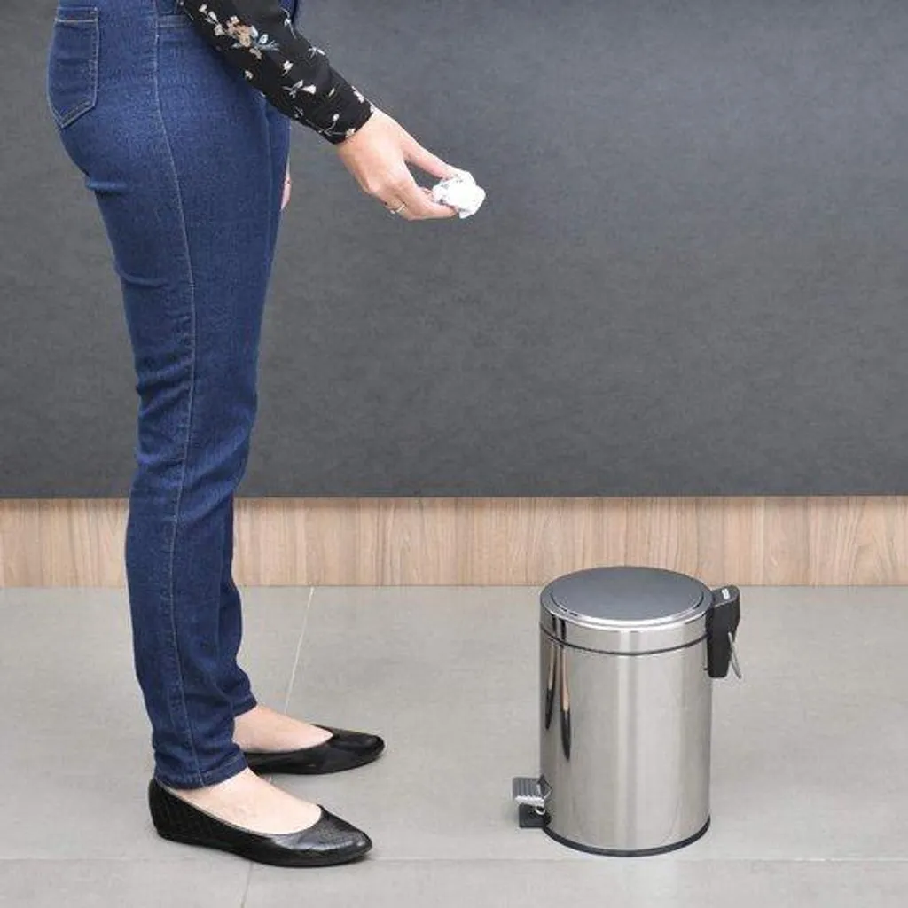 Petite poubelle de salle de bain à pédale 5 litres inox gris argent