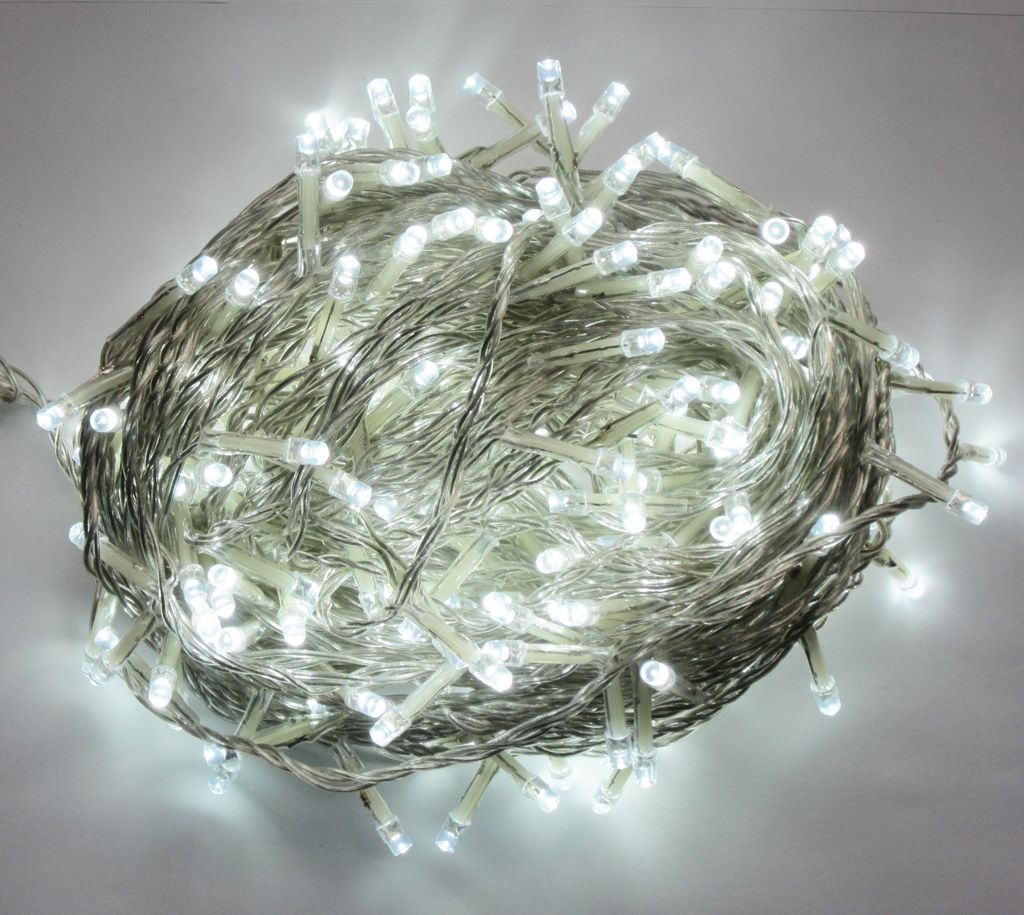 LED-96er Lichterkette warmweiß innen & außen mit Trafo Kabel transparent