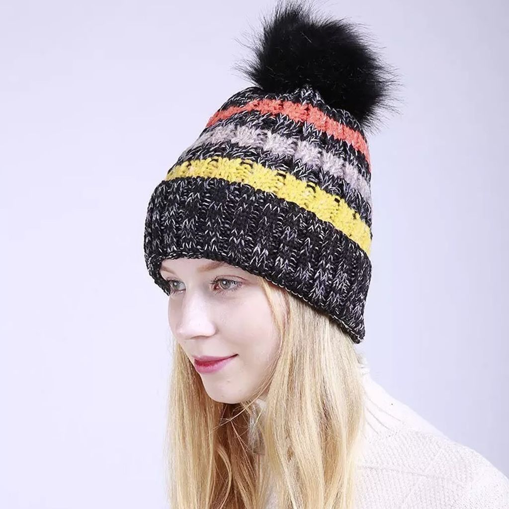 Retro Mütze in Schwarz - Stilvoll und Warm für Kalte Tage KP21375
