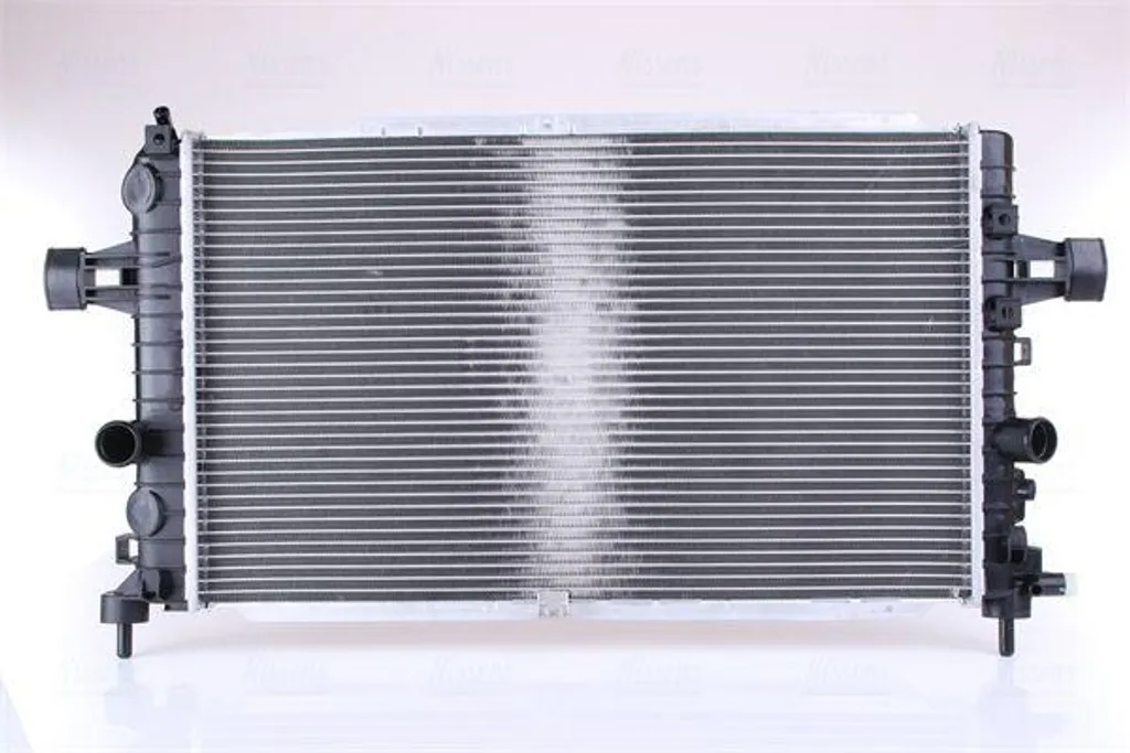 Évitez la surchauffe : Radiateur Nissens 63121 pour Opel Astra H OE