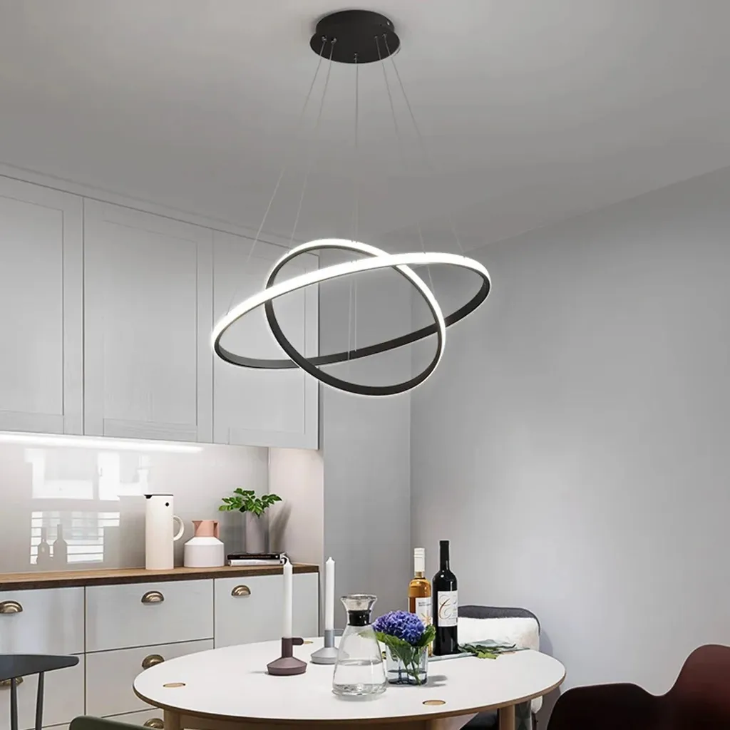 Lustre LED moderne blanc froid 6500K pour éclairer un couloir sombre