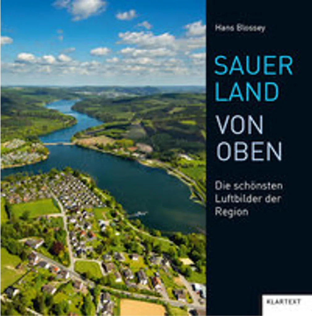 Beau livre photo Sauerland von oben : Paysages de montagne en altitude