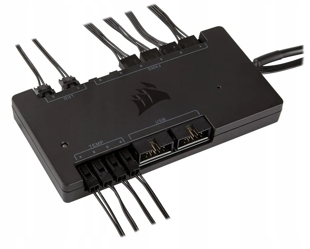 Contrôleur Corsair Commander PRO pour synchroniser le refroidissement - 15