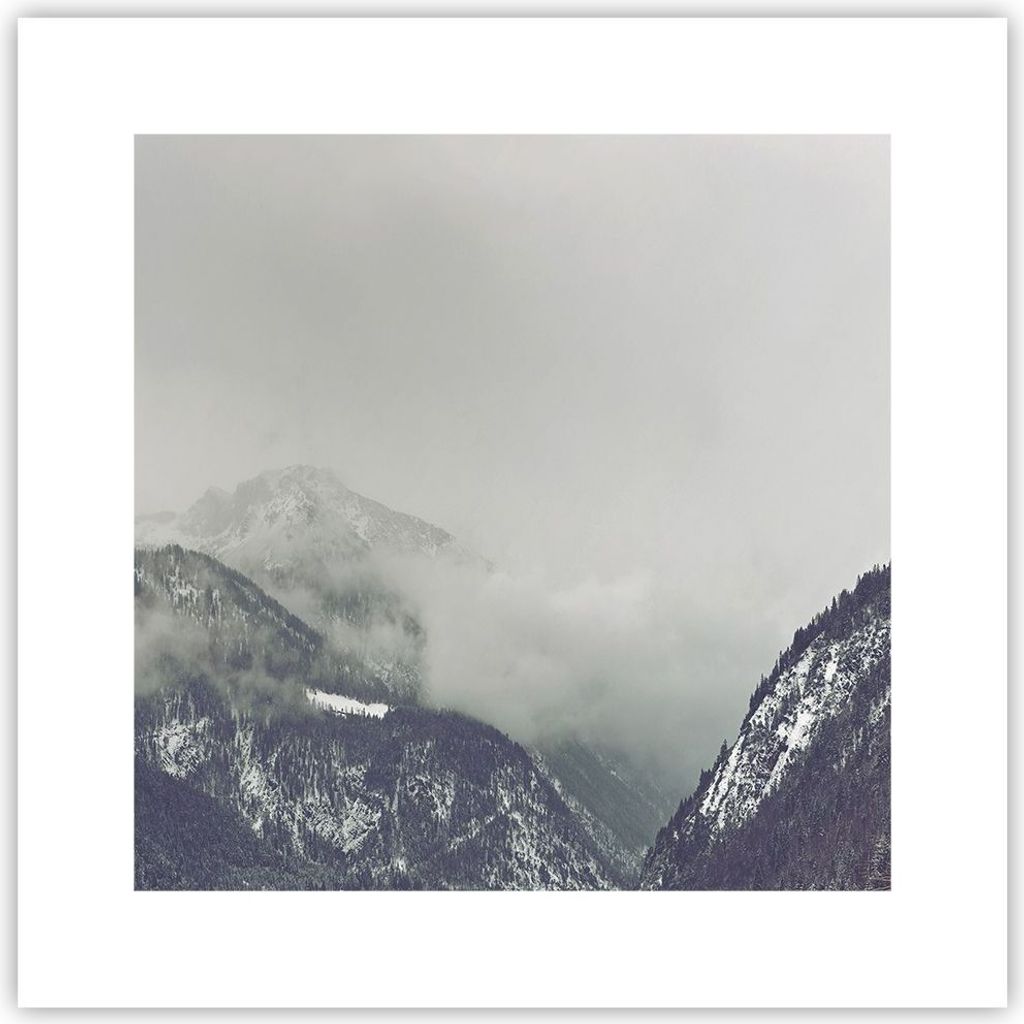 Poster - Poster ohne Rahmen - Berge Wald Nebel - 30x30 cm - Produktbild 