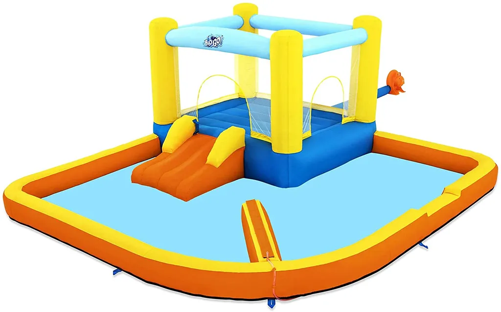 Stop à l'Ennui : Parc Aquatique Gonflable Beach Bounce pour Jouer au Frais