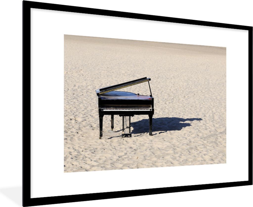 MuchoWow Gerahmtes Poster Ein Klavier am Strand 90x60 cm - Poster mit Schwarzem Bilderrahmen Wandposter Rahmen Foto Bilder - Wanddekoration - Fotos