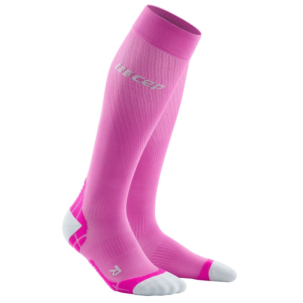 CEP WP207Y Compression Tall Socks Ultralight Pink/Light Grey II Laufsocken