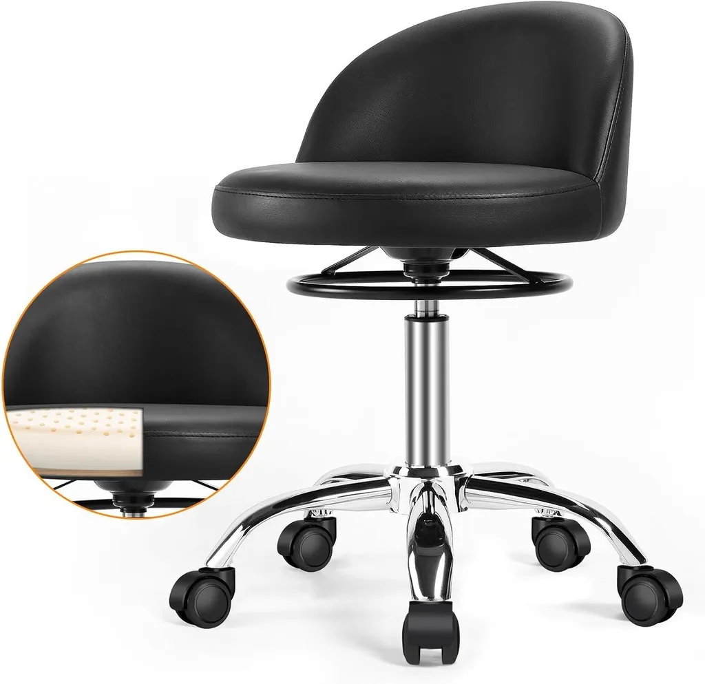 Siège d'atelier pivotant à 360° avec dossier et roulettes en cuir noir