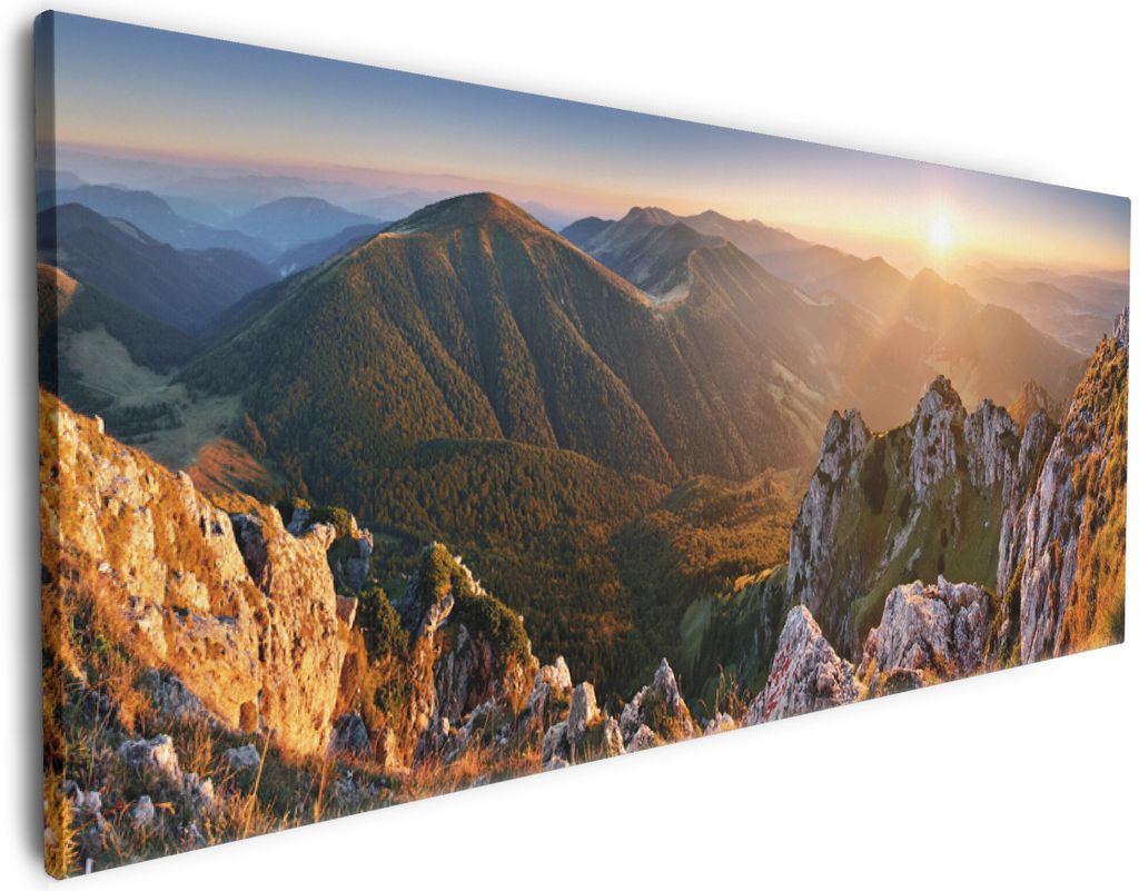 Wallario Premium Leinwandbild Berglandschaft mit Sonnenuntergang in der Slowakei in Größe 50 x 125 cm
