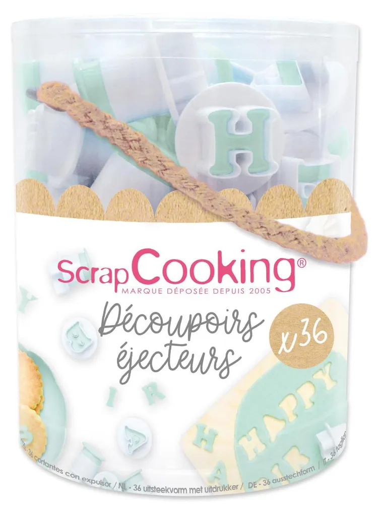 Seau de 36 emporte-pièces Lettres et Chiffres en inox pour pâtisserie