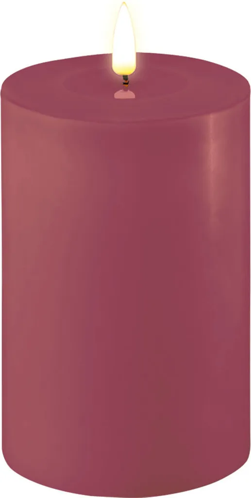 Candela LED Professionale Magenta 10x15: Design e Luce d'Atmosfera