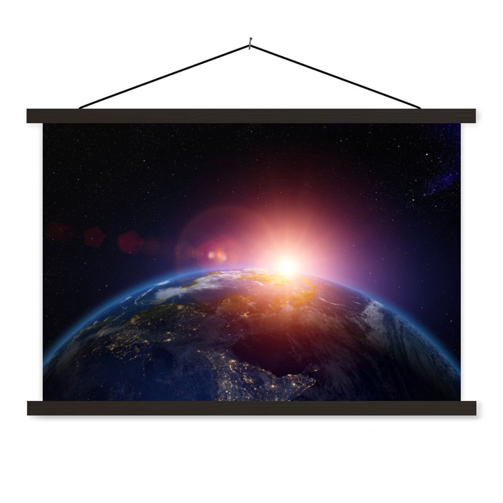 MuchoWow Textilposter Satellitenbild eines Sonnenaufgangs 120x80 cm mit schwarzem Rahmen - Wanddeko