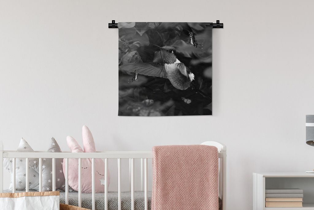 MuchoWow® Wandteppich Wandbehang Kolibri zwischen rosa Produktbild 