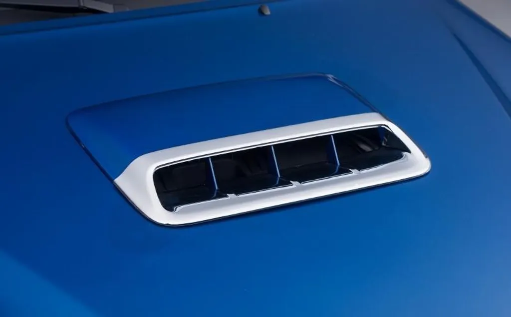 Cache d'admission d'air chromé pour Toyota Hilux - Accessoire OE Toyota