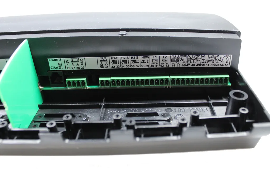 Régulateur thermique ecoMAX 920 I2 pour piloter 2 circuits de mélange