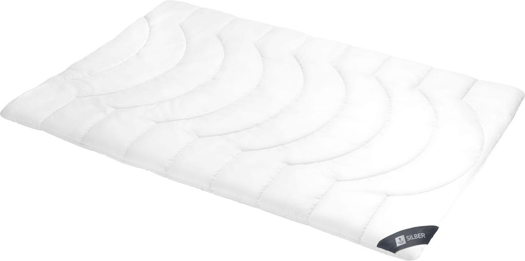 Spessarttraum Daunendecke Silber Füllung aus 100% Daunen Bezug aus 100% Baumwolle Größe 155x 220 Wärmeklasse polar Warm