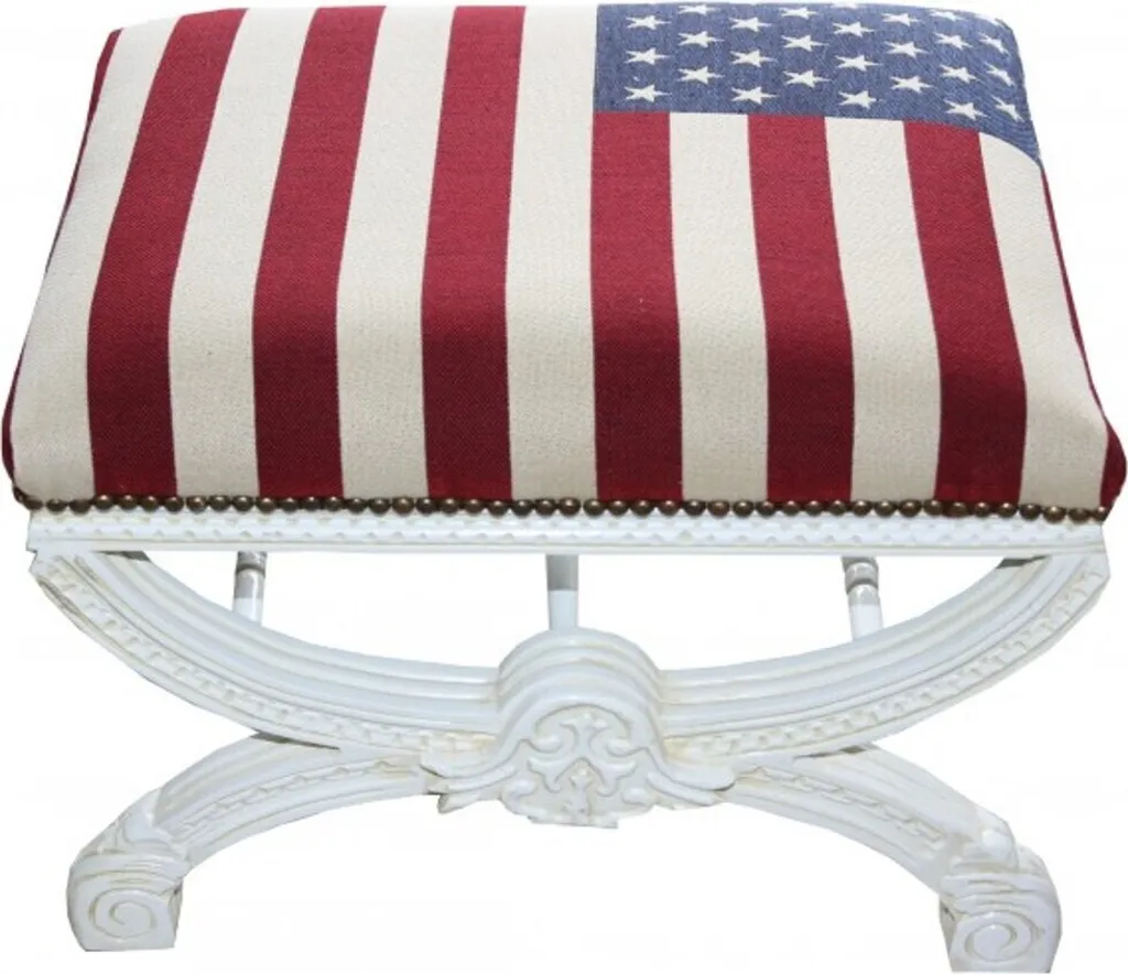 Tabouret Baroque en Bois Blanc au Design Croisé USA Robuste