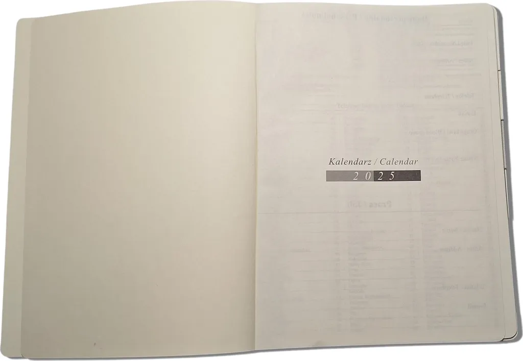 Agenda bleu A4 journalier à insert interchangeable et couverture rigide - 3