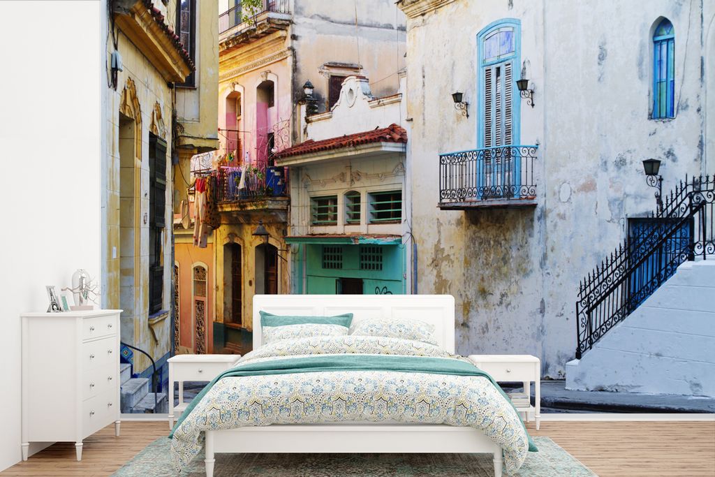 MuchoWow Fototapete für Wohnzimmer oder Schlafzimmer Wandtapete Vinyl Motivtapete Bunte Straße in der kubanischen Hauptstadt Havanna - 420x280 ...