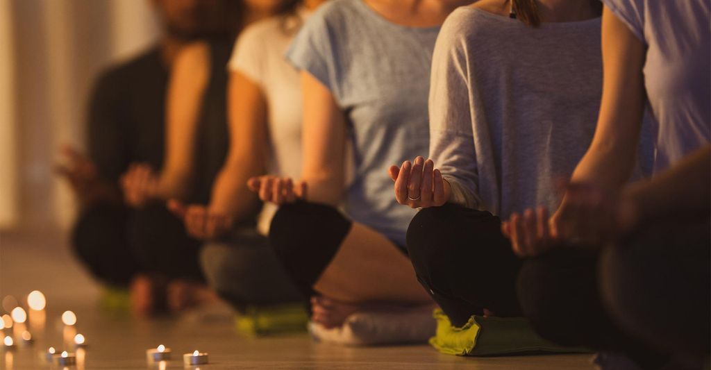 mydays Candle Light Yoga Sylt; Erlebnis verschenken oder selbst erleben; Gutschein für 1 Person(en)