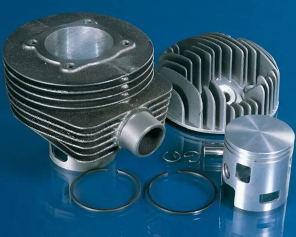 Réparez votre moteur avec le kit cylindre-piston Polini Ø63mm fiable