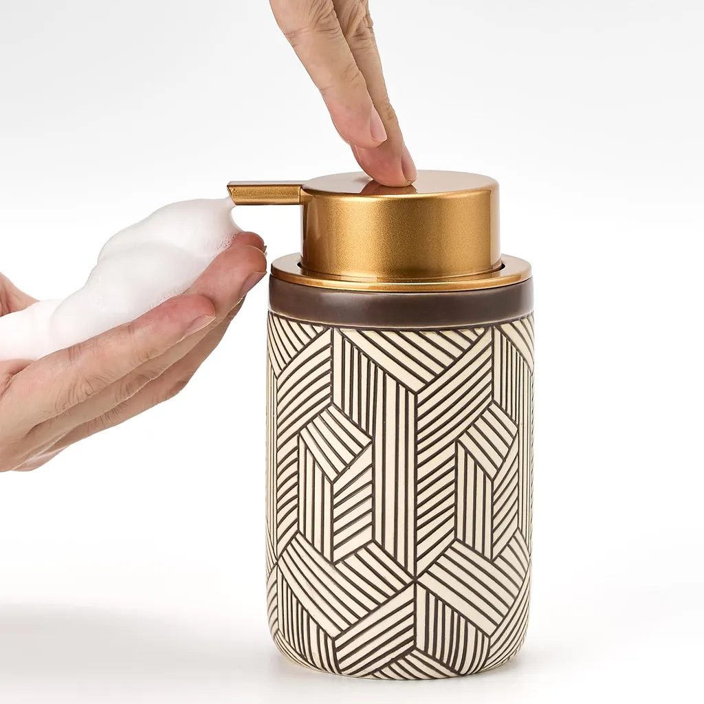 Flacon pompe mousseur en céramique marron pour savon liquide et cuisine
