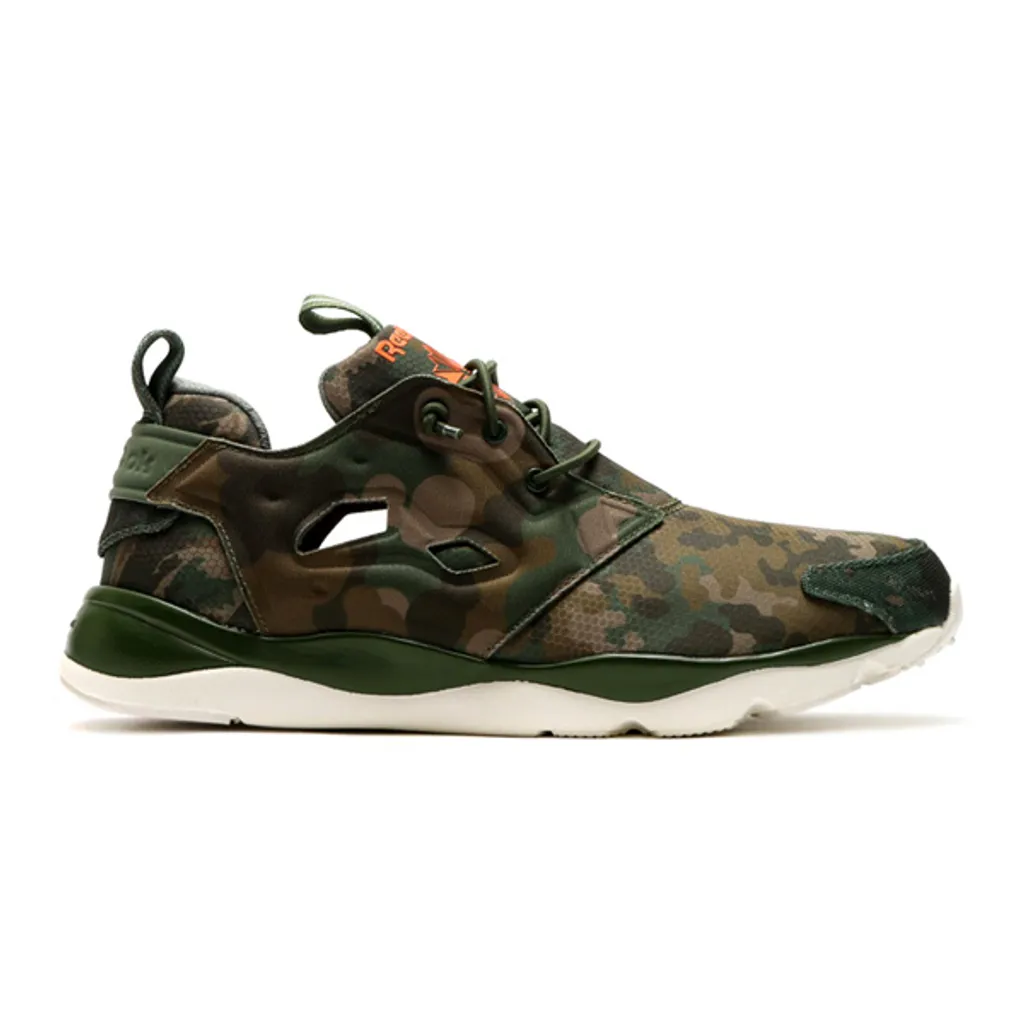 Reebok Furylite CC BD2855 Primal Green et Wild Orange en Taille 42.5