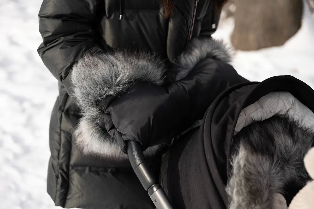 Muffle poussette imperméable et chaud Fuchs-Design coloris graphite