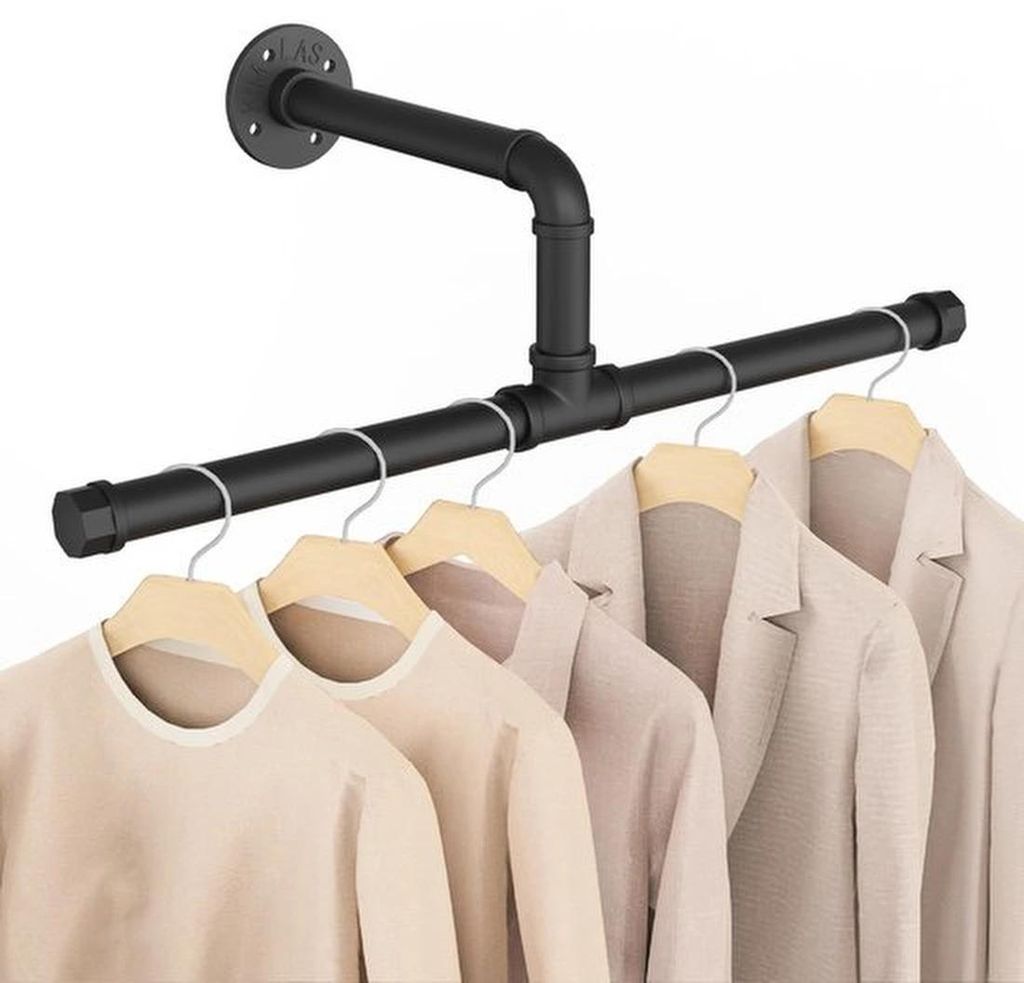 Unyqoos wandmontiertes Kleiderregal im Industriedesign mit platzsparenden Funktionen für jeden Raum
