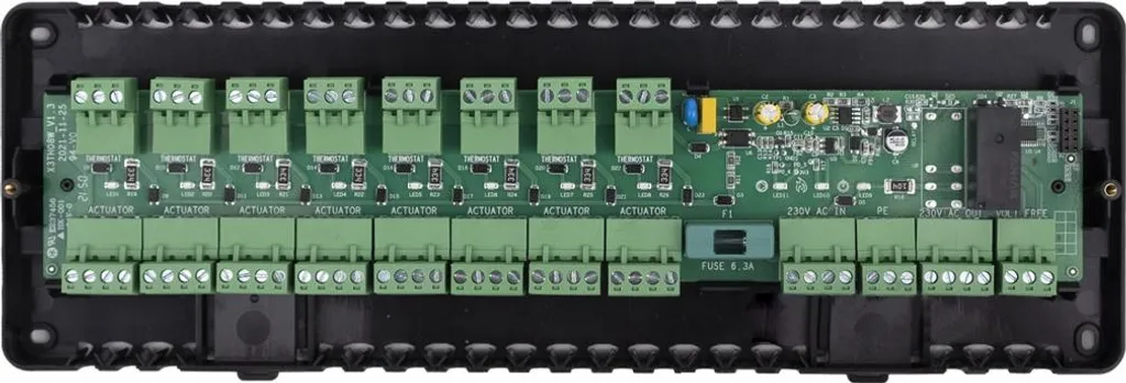 ENGO ECB08M230 Élément de Chauffage 8 Zones avec Module de Pompe Intégré - 2
