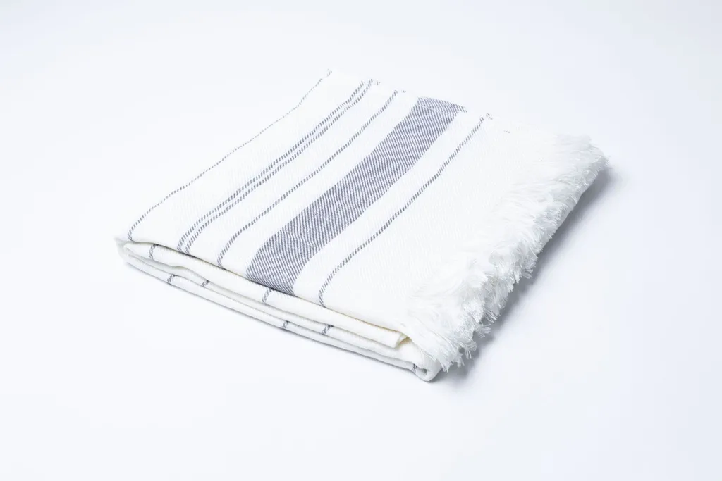 Telo Mare Compatto Hamam 105x200 - Leggero e Anti-Sabbia Strisce 06 - 4