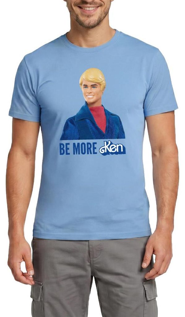 Spreadshirt Barbie Ken Design Mit Spruch Be More Ken Männer T-Shirt, XXL, Carolina Blue