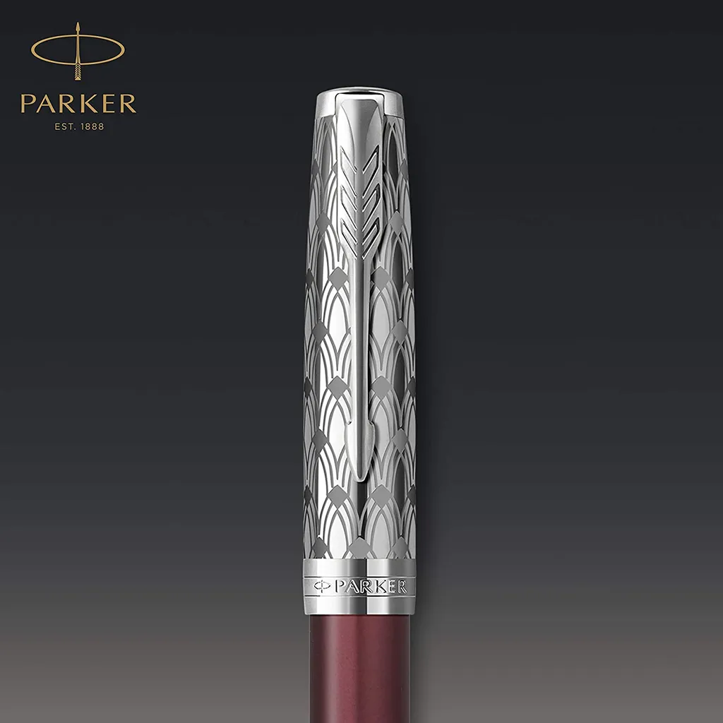 Stylo Plume Parker Sonnet Premium Metal & Red C.C. Or 18K Pointe Fine