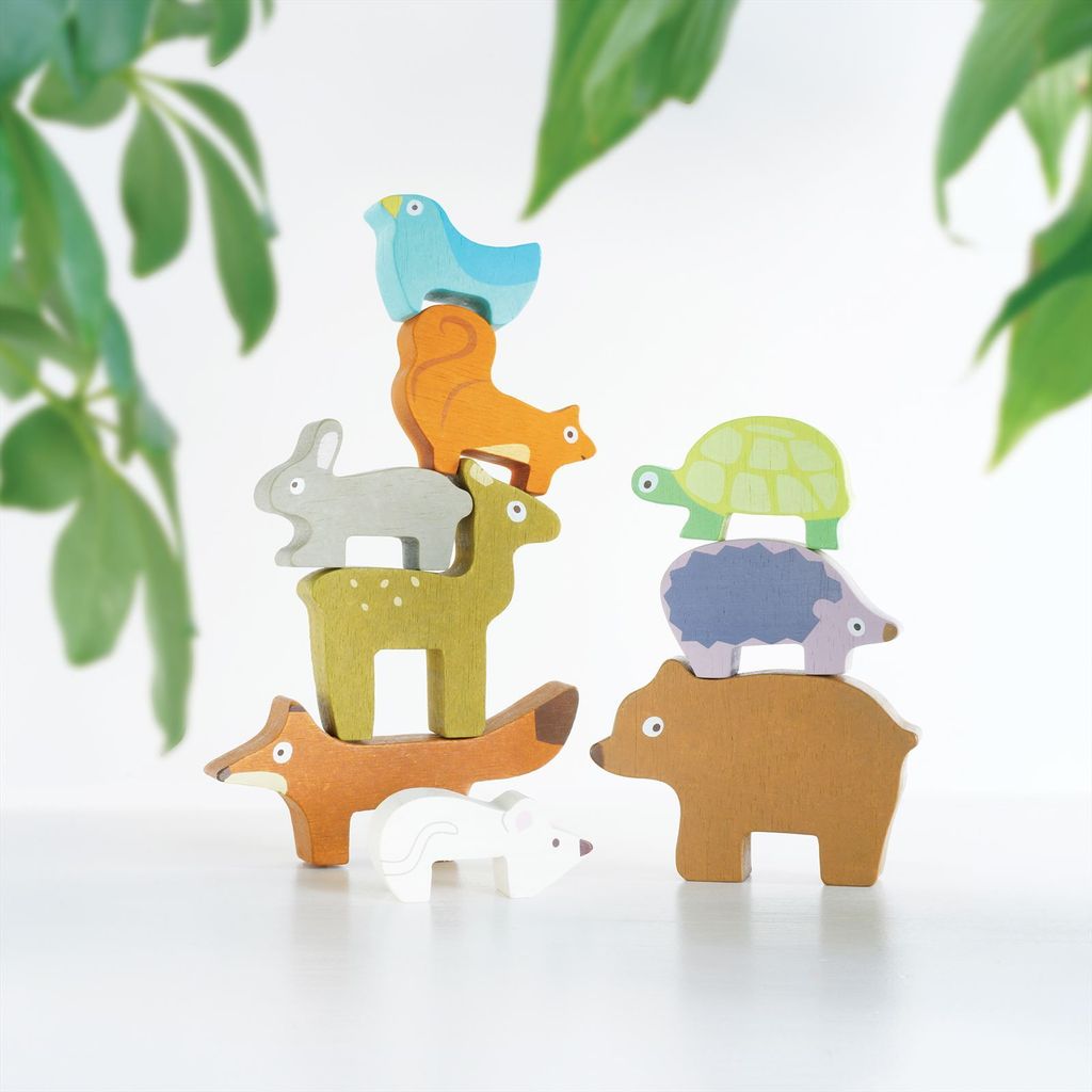 Le Toy Van – Pädagogisches Petilou Stapel- und Balancespiel „Waldtiere“ aus Holz mit Beutel | Tolles Geschenk | Geeignet für Kinder ab 18 M...