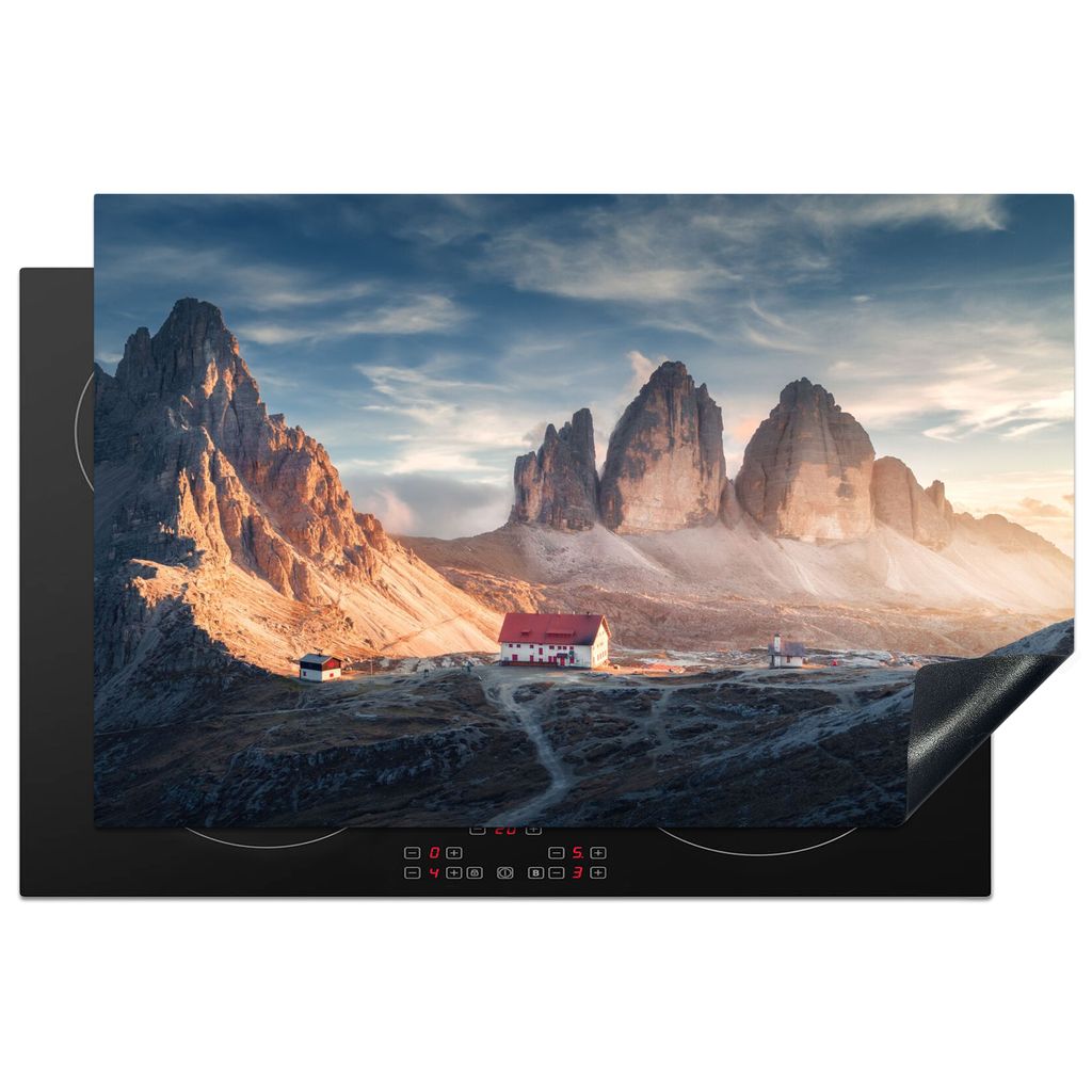 KitchenYeah Herdabdeckplatte Haus - Berge - Landschaft , 81x52cm, Küche Deko, Glaskeramikkochfeld Herdabdeckung, Abdeckplatte fùr Kochfeld