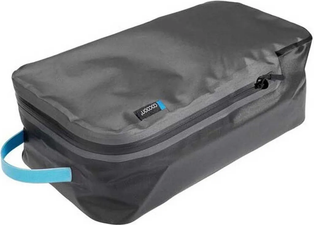 Borsa Scarpe Cocoon: Proteggi i Tuoi Ricordi (e lo Zaino) dal Fango
