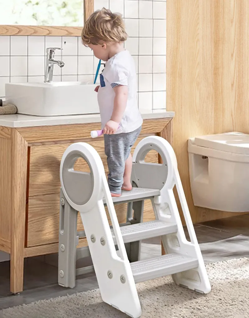 Tour d'apprentissage évolutive avec poignées de sécurité et design pliable
