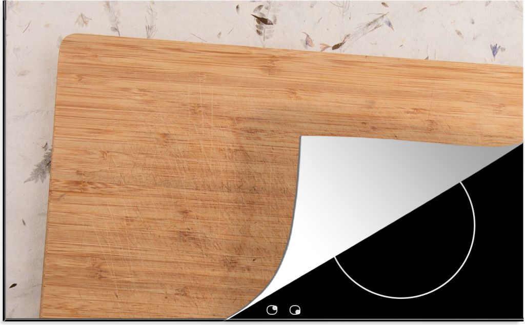 KitchenYeah Herdabdeckplatte Schneidebrett aus Holz auf einem dekorativen Sockel , 83x51cm, Küche Deko, Glaskeramikfeld Herdabdeckung, Abdeckpla...