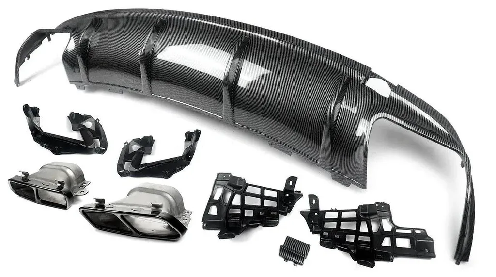 Diffuseur de pare-chocs W117 Aspect Carbone avec Design Aérodynamique