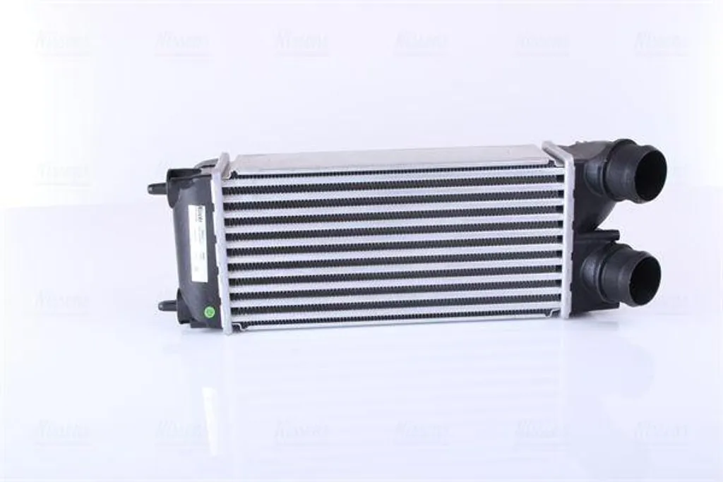 Nissens 96627 Intercooler Turbo OE 0384L4 pour Peugeot 3008 et 5008