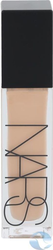Nars Natural Radiant Longwear Foundation