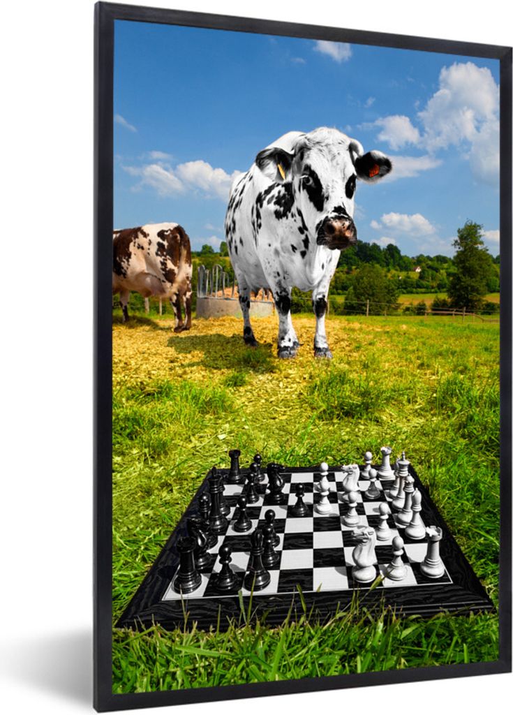 MuchoWow Gerahmtes Poster Eine Partie Schach auf der Wiese 60x90 cm - Poster mit Schwarzem Bilderrahmen Wandposter Rahmen Foto Bilder - Kunst