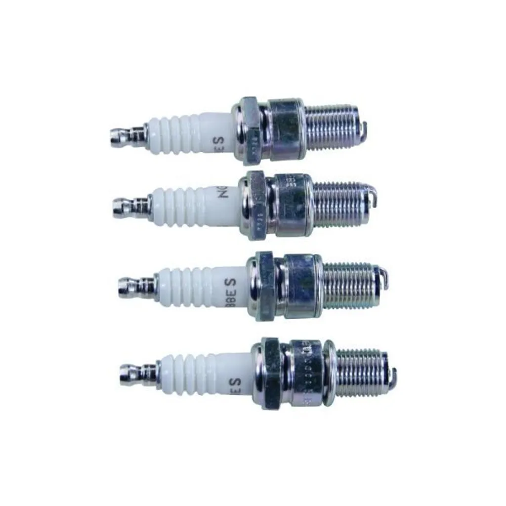 Offerta Kit 4 Candele NGK B8ES 2411 - Miglior Prezzo Online per Ricambi Moto