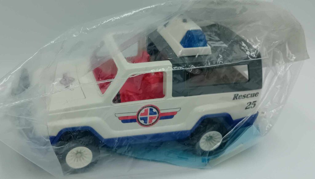 PLAYMOBIL 7949 Rescue Pickup in  Folienverpackung Produktbild 