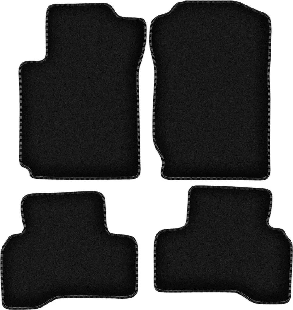 Tappetini in velluto per Suzuki Grand Vitara II (2005-2014, 3 porte) neri, set 4 pz, con fissaggi